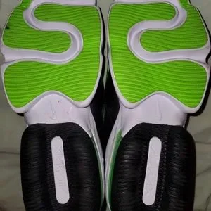 Nike | Shoes | Nike Air Max Infiniti Neon Greenblack Mens 85  display picture 3